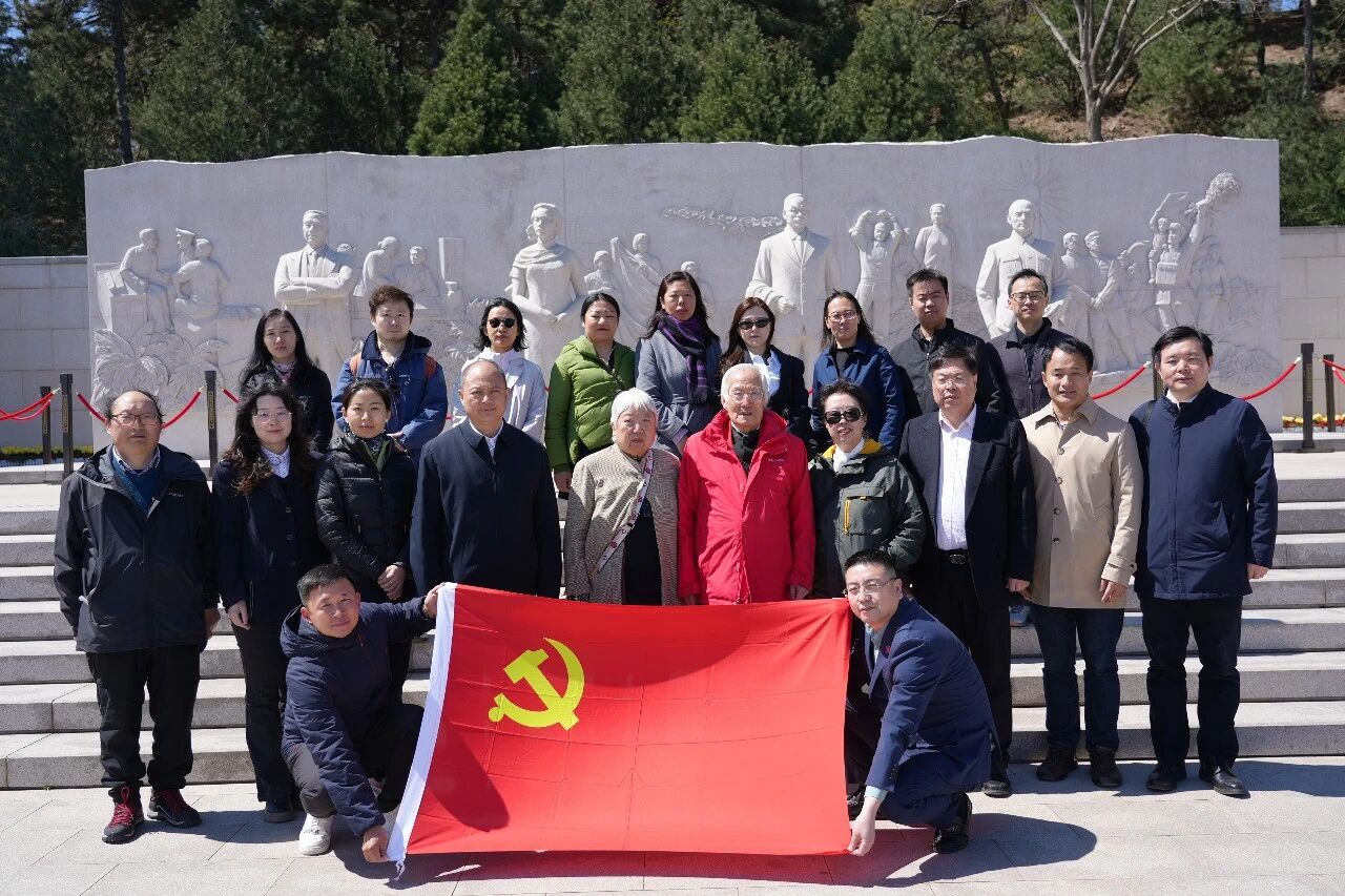 是为纪念1950年代为解放台湾光荣牺